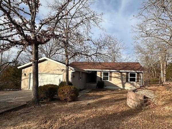 2.62 Acres of Residential Land with Home for Lease in Branson, Missouri