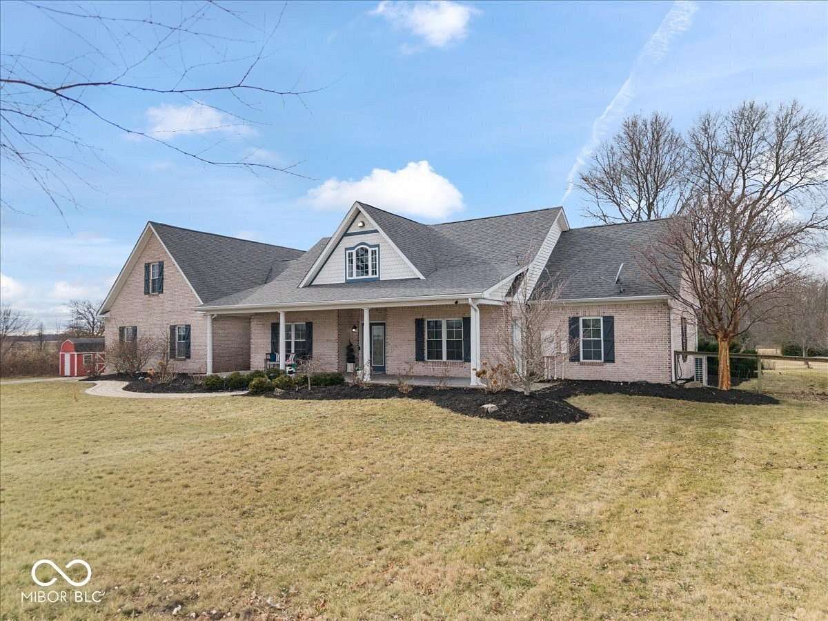 3 Acres of Residential Land with Home for Sale in Arcadia, Indiana