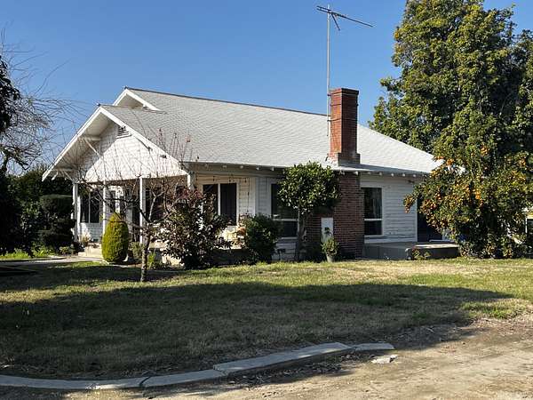 34 Acres of Land with Home for Sale in Orosi, California