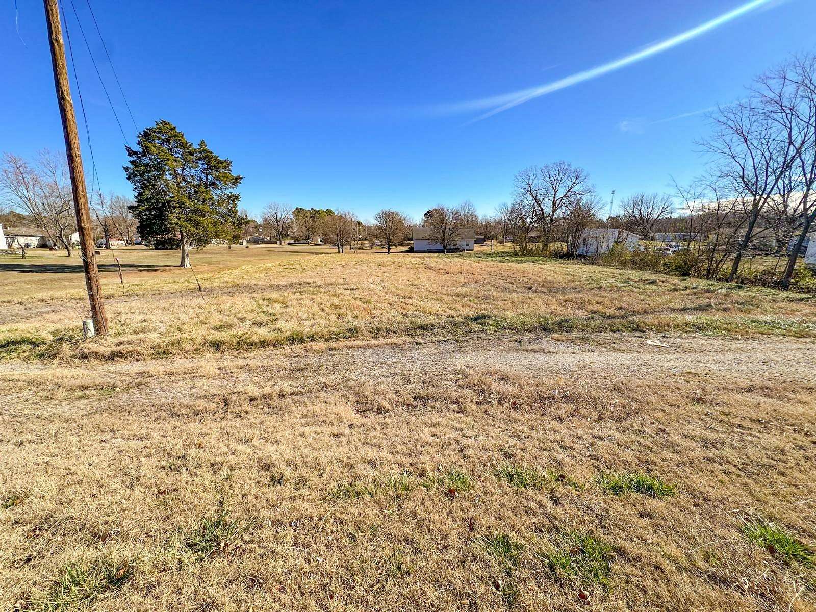 0.89 Acres of Commercial Land for Sale in Cave City, Arkansas