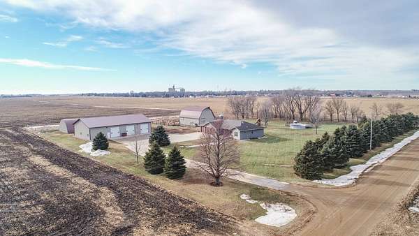 4 Acres of Residential Land with Home for Sale in Inwood, Iowa