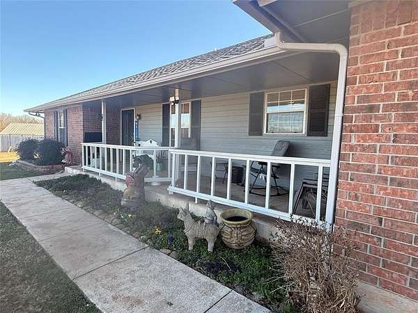 10 Acres of Land with Home for Sale in Harrah, Oklahoma