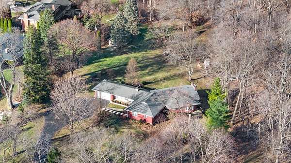 2 Acres of Residential Land with Home for Sale in Rockford, Illinois