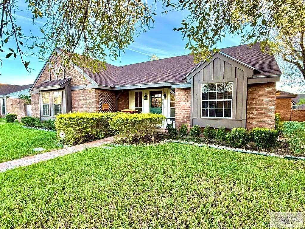 19 Acres of Land with Home for Sale in Brownsville, Texas