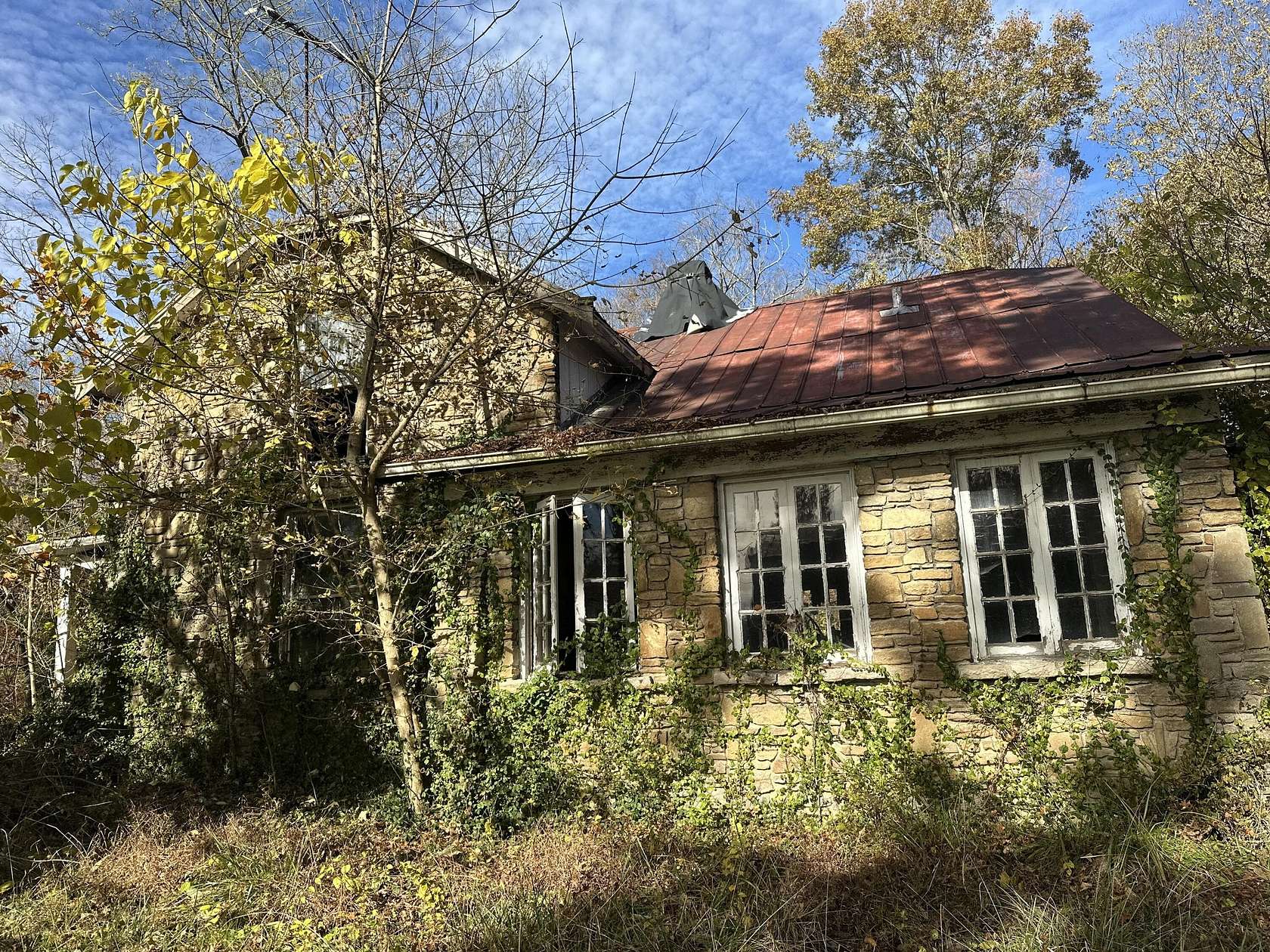 5.1 Acres of Improved Residential Land for Sale in California, Kentucky