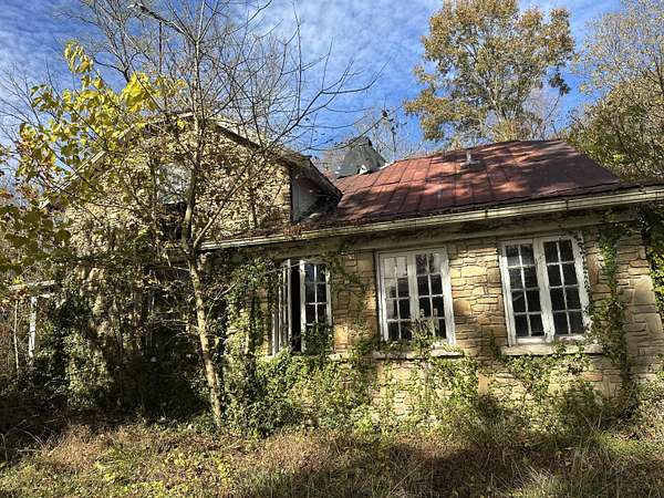 5.1 Acres of Improved Residential Land for Sale in California, Kentucky