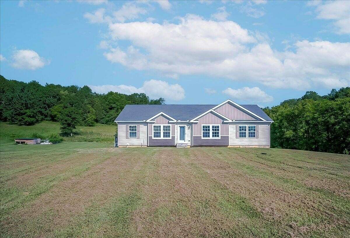 26 Acres of Recreational Land with Home for Sale in Cynthiana, Kentucky