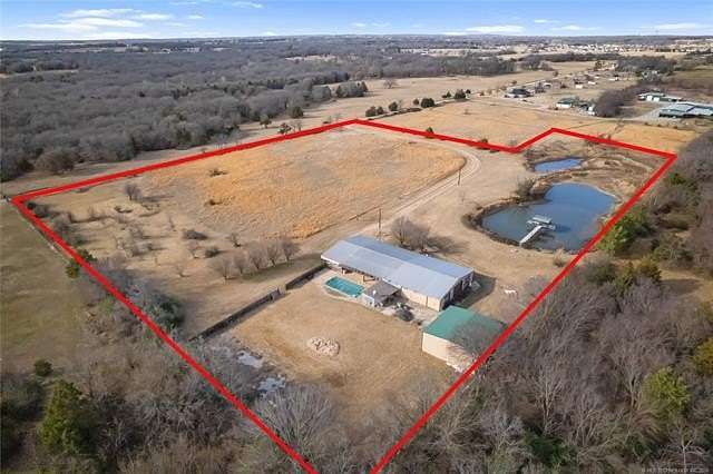 11.5 Acres of Improved Mixed-Use Land for Sale in Durant, Oklahoma
