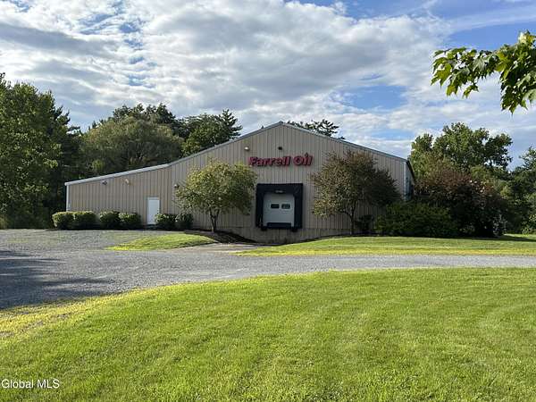 4 Acres of Improved Commercial Land for Lease in Wilton, New York