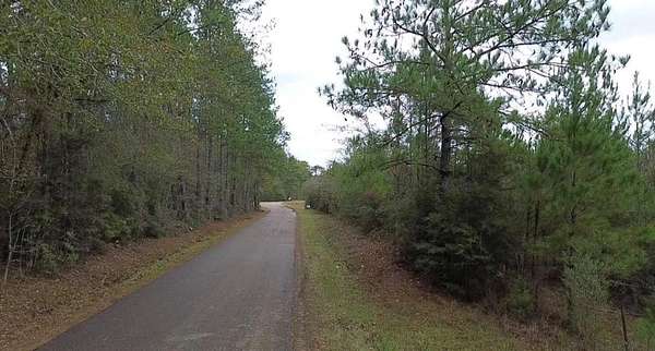 6.27 Acres of Residential Land for Sale in Greensburg, Louisiana