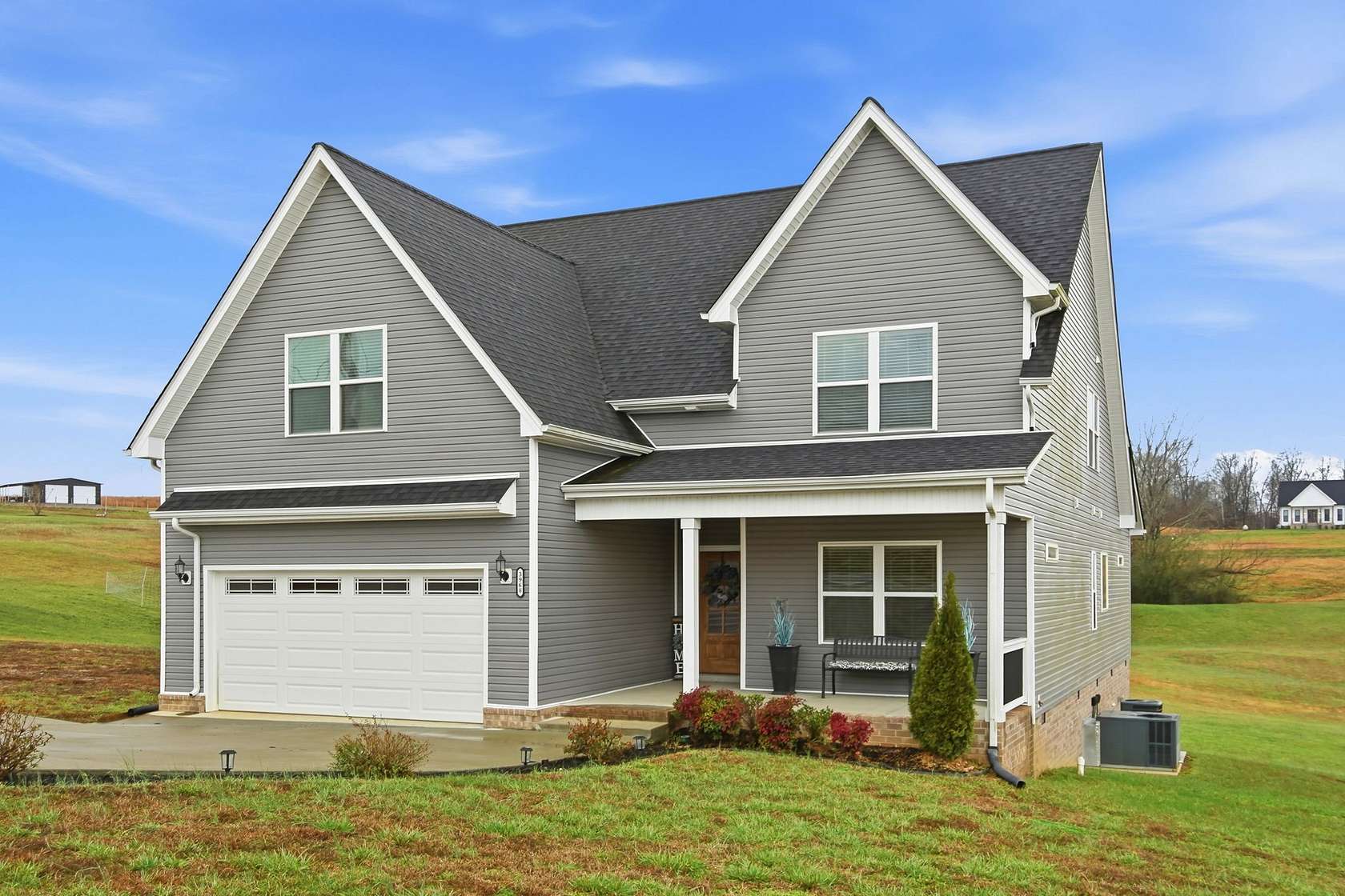 1.63 Acres of Residential Land with Home for Sale in Clarksville, Tennessee