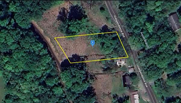 0.5 Acres of Residential Land for Sale in Mount Carmel, Tennessee