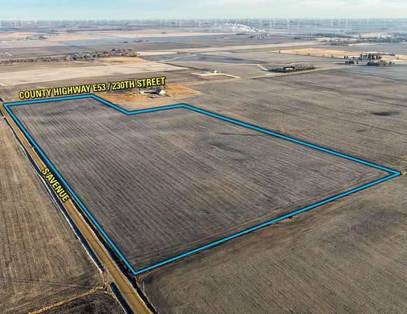 300 Acres of Recreational Land & Farm for Auction in Grand Junction, Iowa