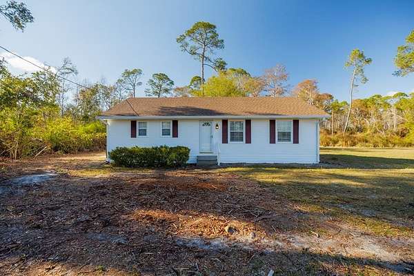 1.6 Acres of Residential Land with Home for Sale in Valdosta, Georgia