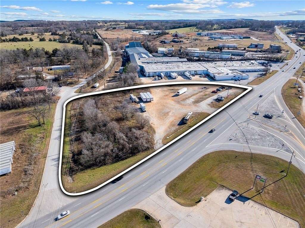 2 Acres of Commercial Land for Sale in Harrison, Arkansas