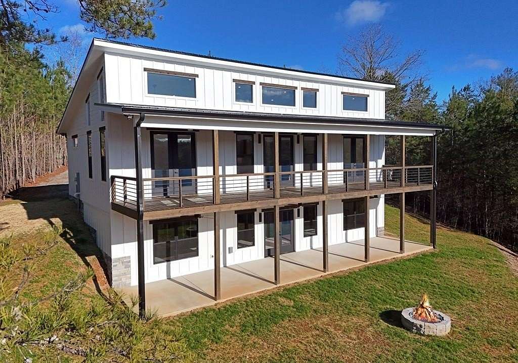 1.74 Acres of Residential Land with Home for Sale in Mineral Bluff, Georgia