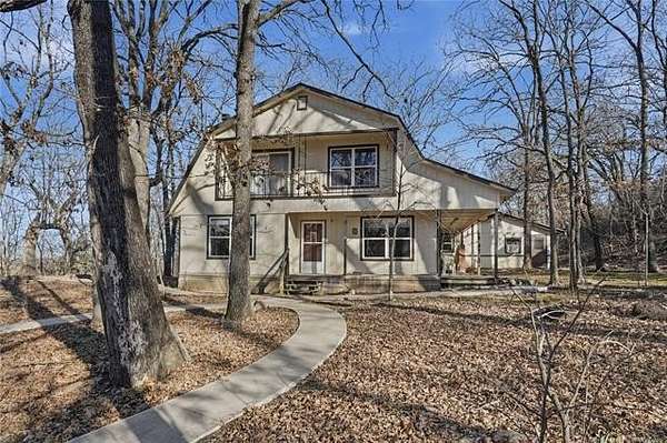 20 Acres of Recreational Land with Home for Sale in Fort Gibson, Oklahoma