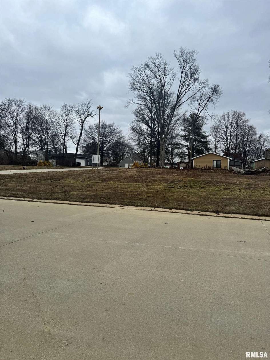 Residential Land for Sale in Chatham, Illinois