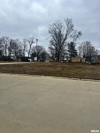 Residential Land for Sale in Chatham, Illinois