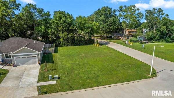 Residential Land for Sale in Chatham, Illinois