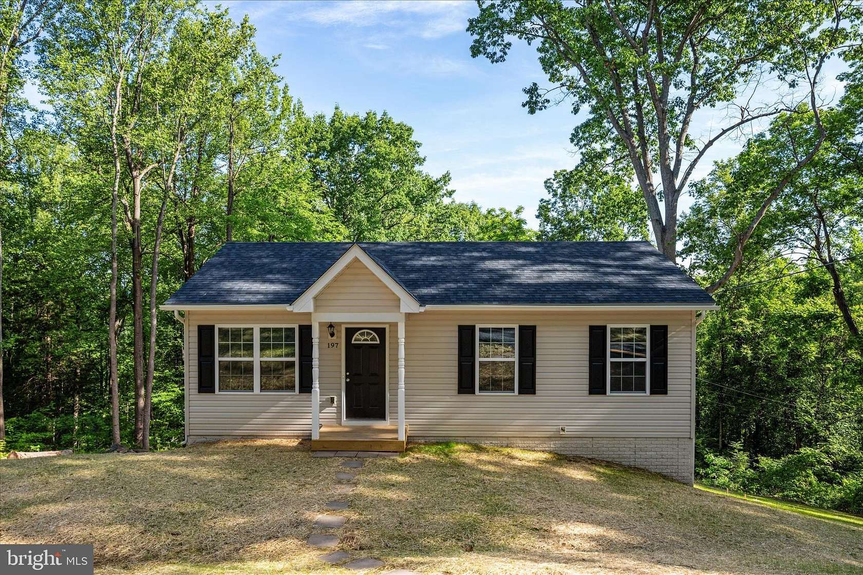1.75 Acres of Land with Home for Sale in Front Royal, Virginia