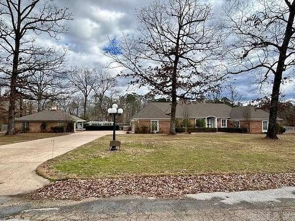 7.63 Acres of Land with Home for Sale in Fordyce, Arkansas