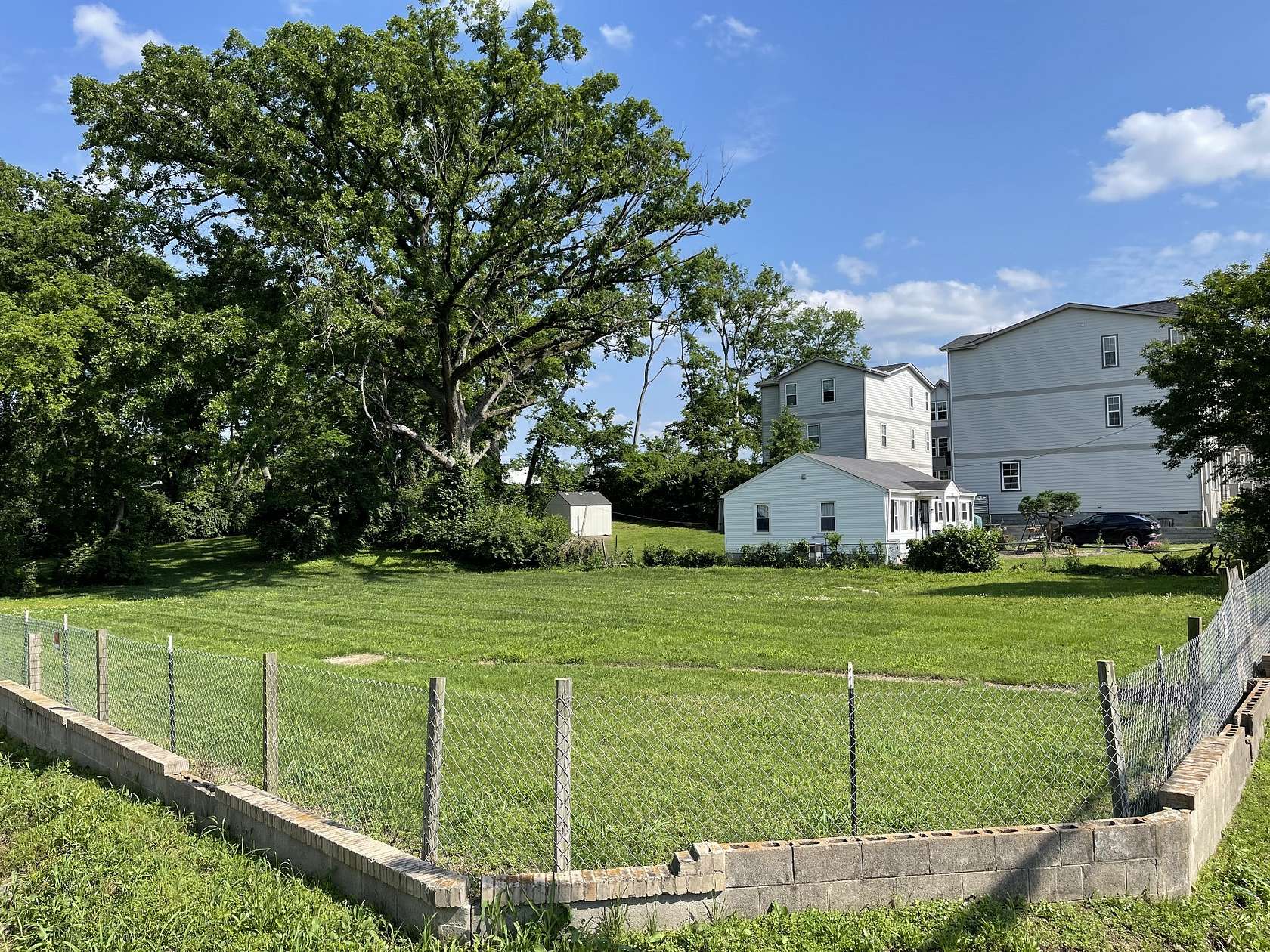 0.75 Acres of Mixed-Use Land for Sale in Nashville, Tennessee