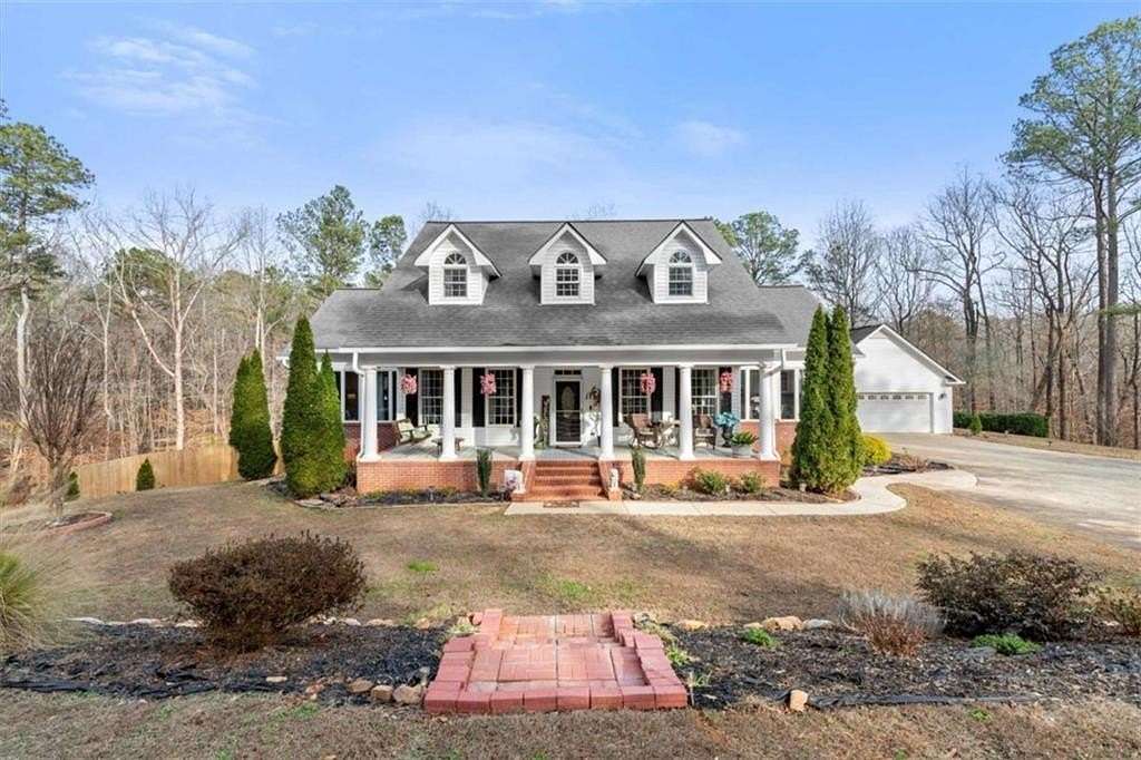 6.4 Acres of Land with Home for Sale in Douglasville, Georgia