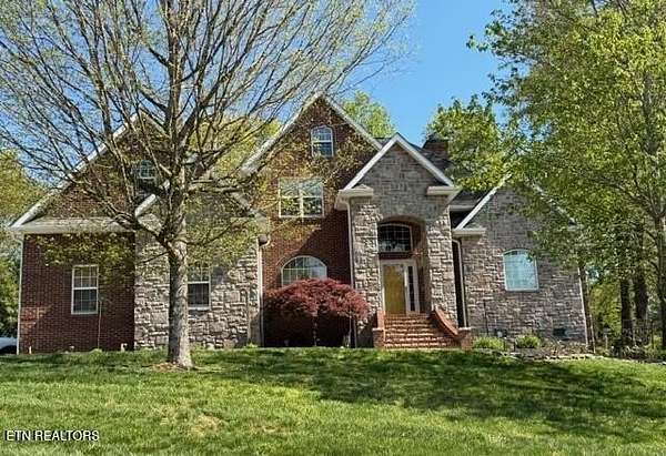 2.28 Acres of Land with Home for Sale in Clinton, Tennessee