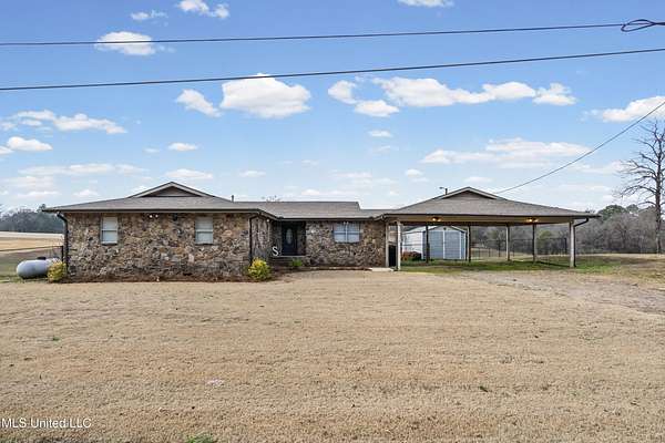 1.9 Acres of Residential Land with Home for Sale in Byhalia, Mississippi