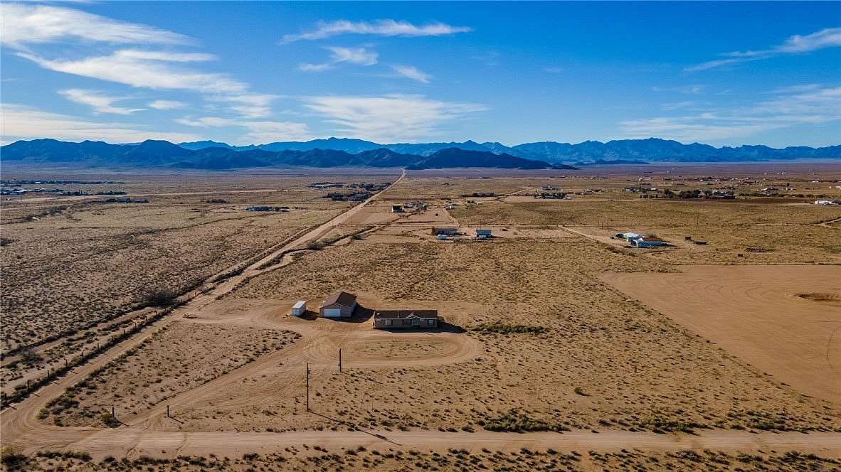 5.15 Acres of Land with Home for Sale in Kingman, Arizona
