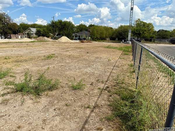 0.28 Acres of Land for Sale in San Antonio, Texas