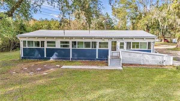 5.4 Acres of Residential Land with Home for Sale in Fort McCoy, Florida