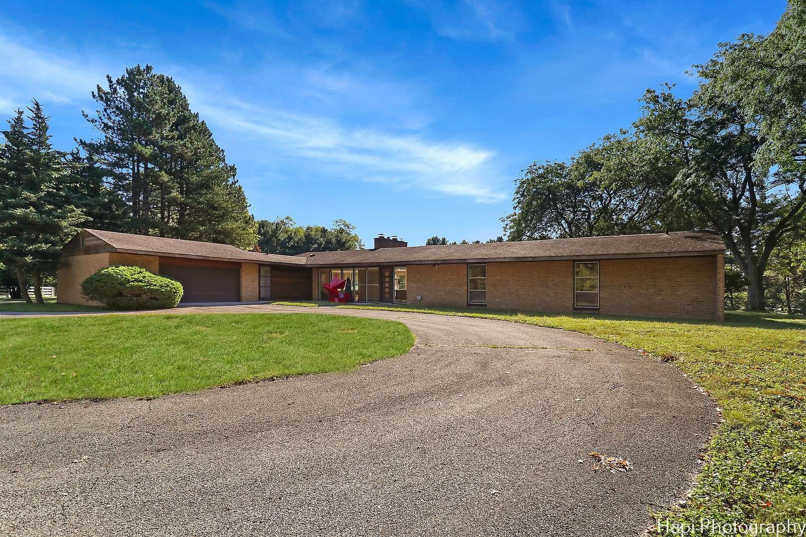 5 Acres of Land with Home for Sale in Barrington Hills, Illinois