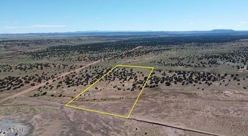 13.5 Acres of Land for Sale in Concho, Arizona