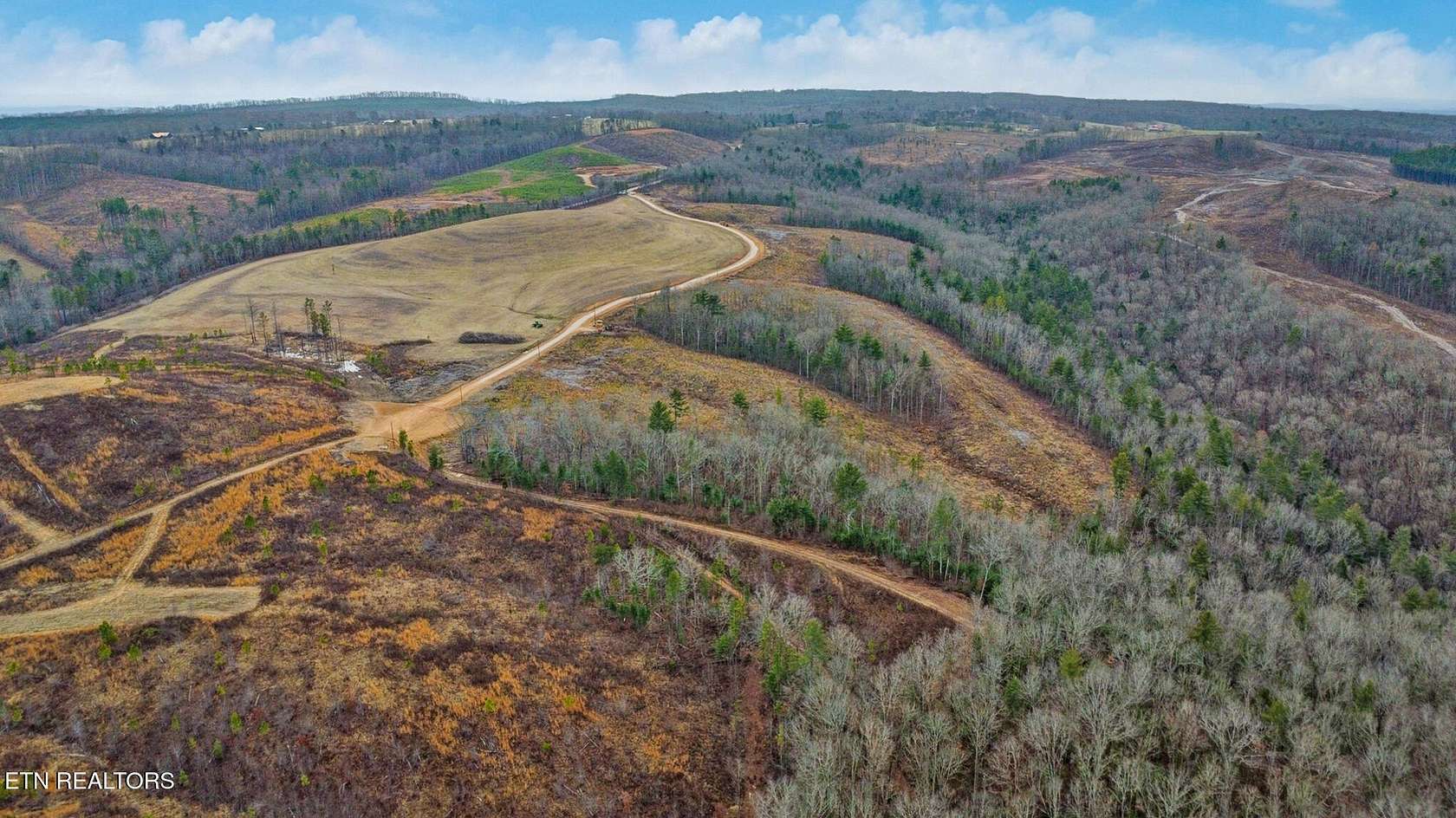 5 Acres of Residential Land for Sale in Grandview, Tennessee