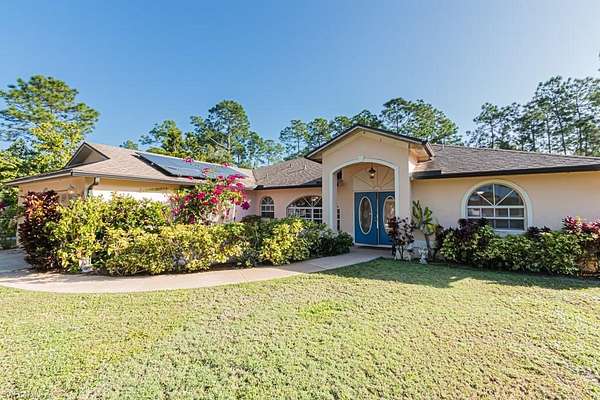 2.5 Acres of Residential Land with Home for Lease in Naples, Florida