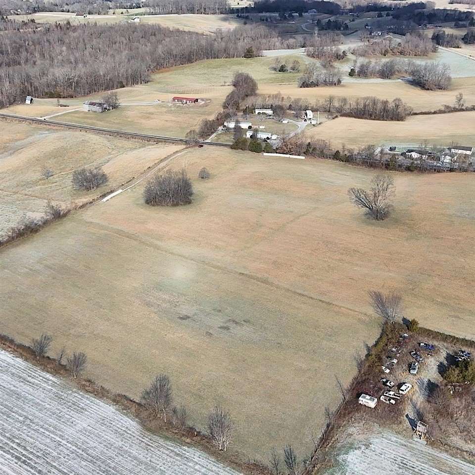 13.6 Acres of Land for Sale in Edmonton, Kentucky