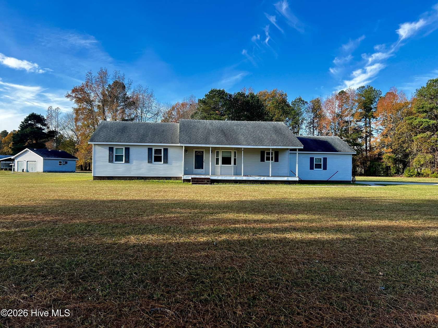 3.8 Acres of Residential Land with Home for Lease in Elizabeth City, North Carolina