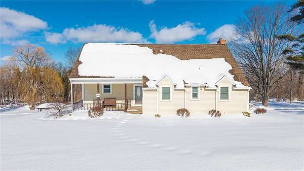 23.5 Acres of Land with Home for Sale in Spencerport, New York