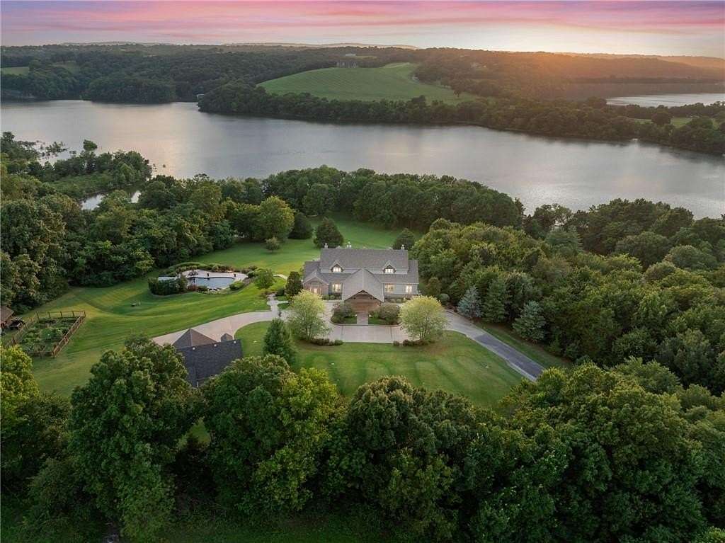 10.3 Acres of Land with Home for Sale in Springdale, Arkansas