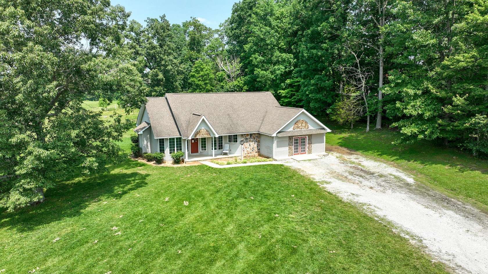 22.4 Acres of Land with Home for Sale in Eubank, Kentucky