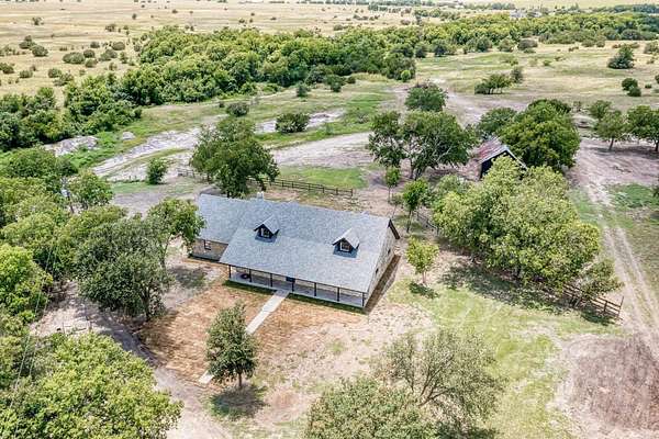 12.4 Acres of Land with Home for Sale in Salado, Texas