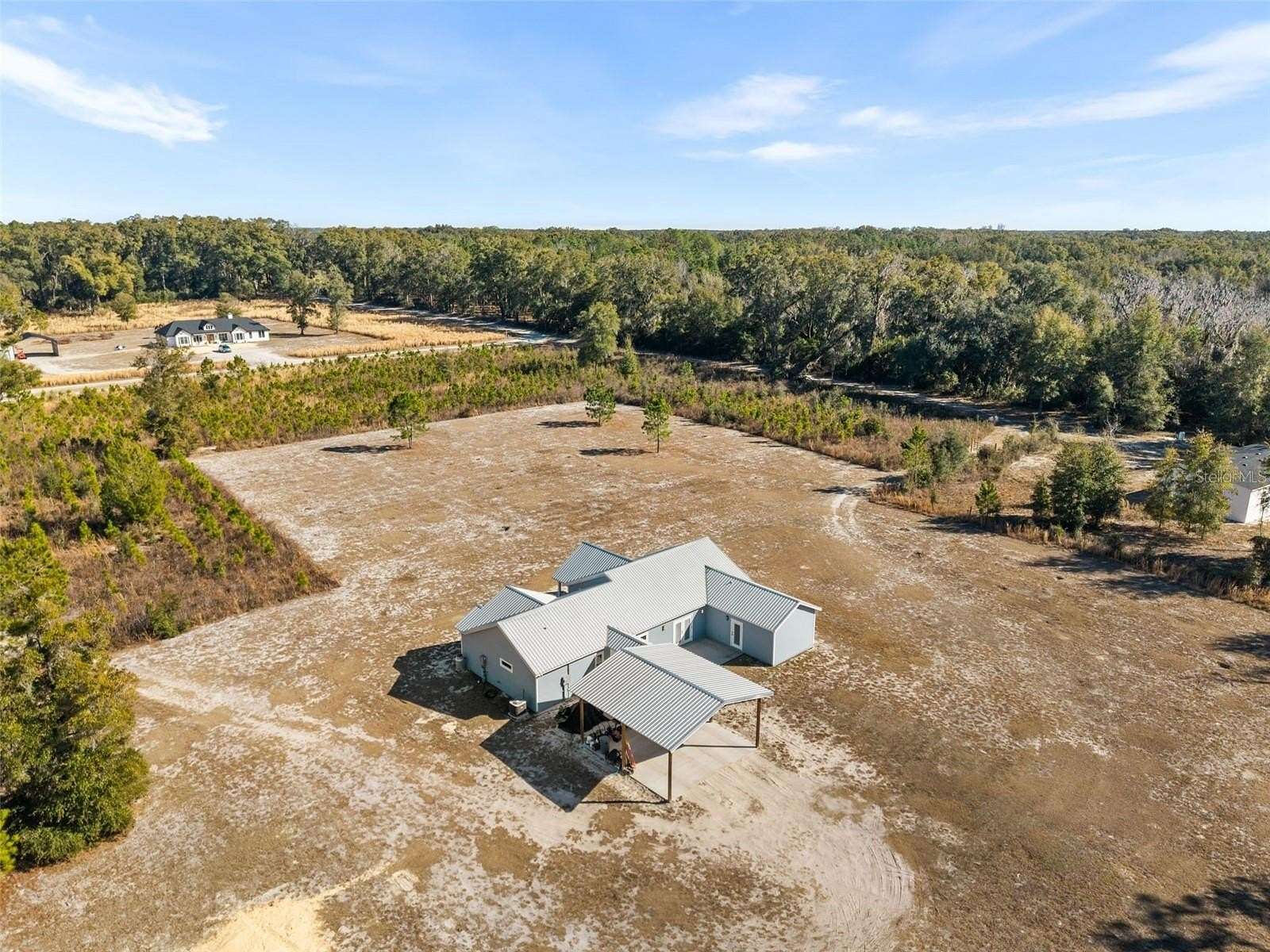 6 Acres of Land with Home for Sale in High Springs, Florida