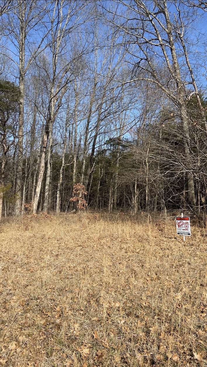 2.5 Acres of Land for Sale in Shelbyville, Tennessee