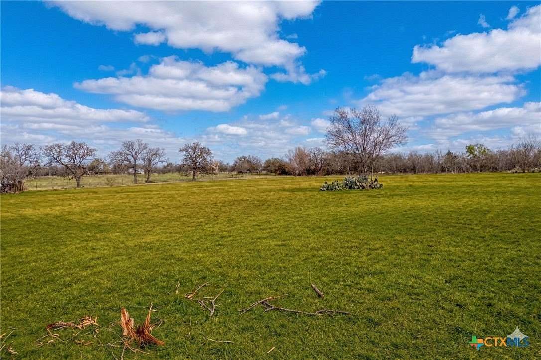 5.35 Acres of Residential Land for Sale in Rockdale, Texas