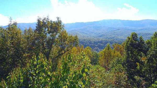 0.52 Acres of Residential Land for Sale in Gatlinburg, Tennessee