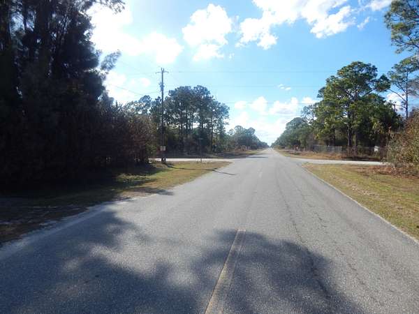 1 Acre of Land for Sale in Clewiston, Florida