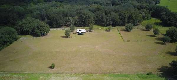 4.1 Acres of Residential Land for Lease in Lake Panasoffkee, Florida