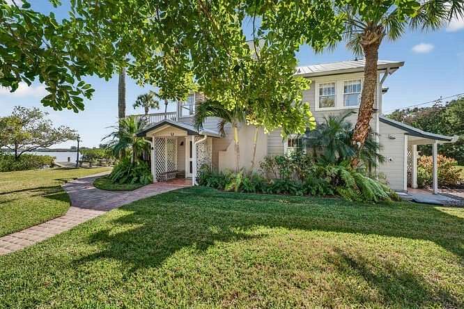 5 Acres of Land with Home for Sale in Vero Beach, Florida